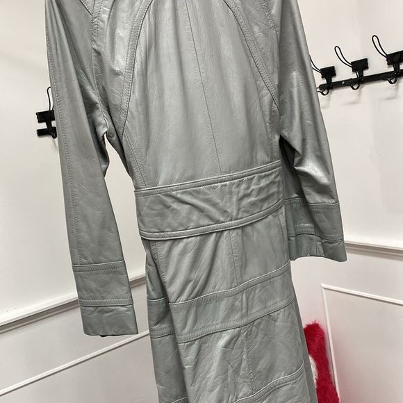 The Tannery for Montgomery Wards vintage leather coat. - Picture 7 of 8